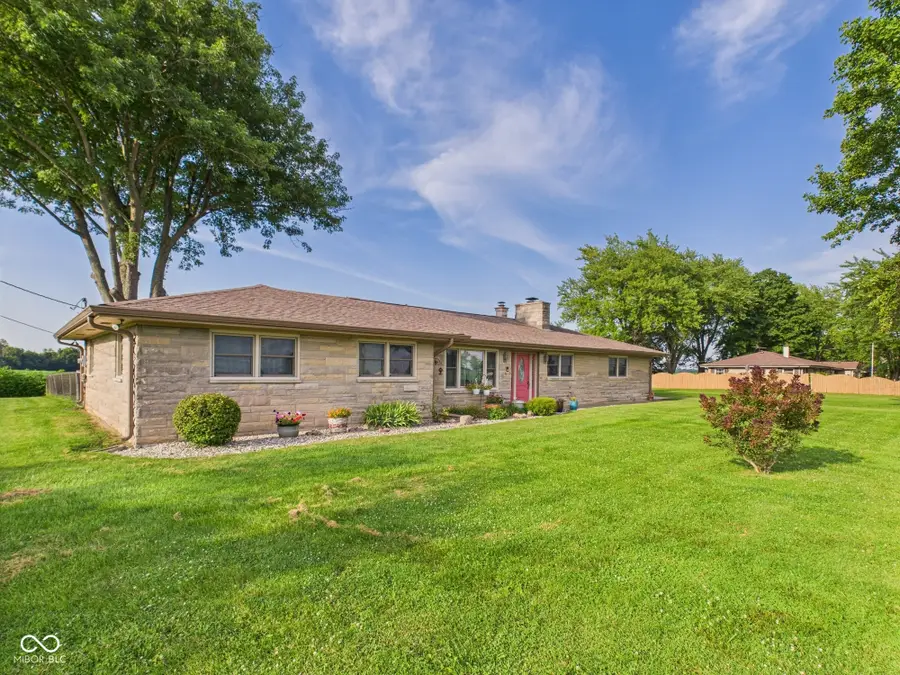 1226 E 600 N, Alexandria, IN 46001 - Image #2