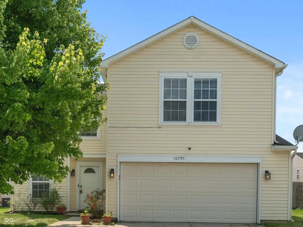 10795 Albertson Drive, Indianapolis, IN 46231 - Image #1