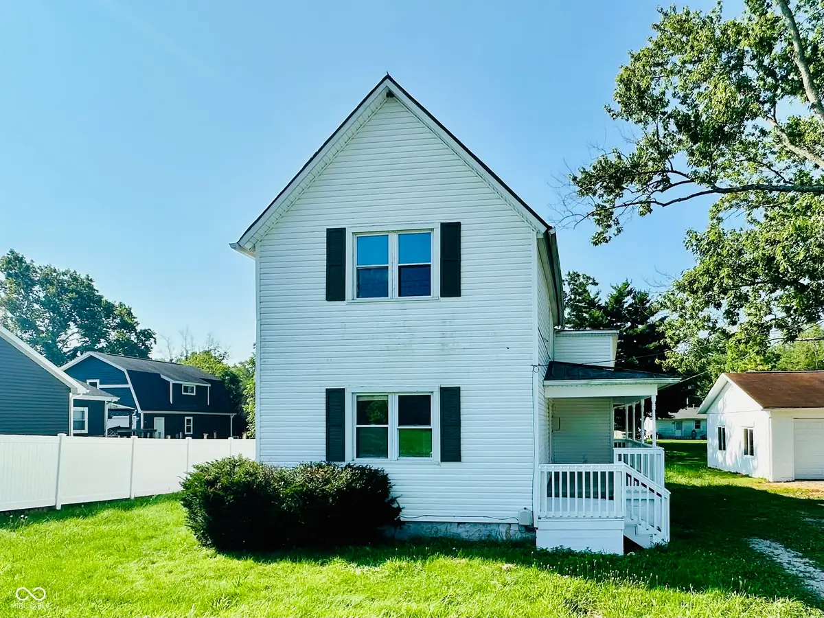 8117 W Cornbread Road, Yorktown, IN 47396 - Image #1