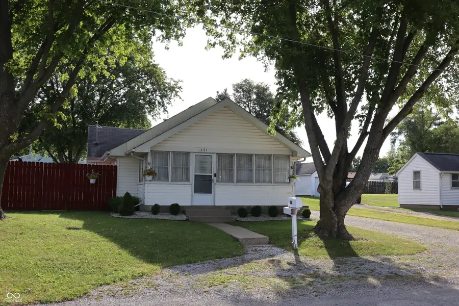 521 N Young Street, Frankfort, IN 46041 - Image #2