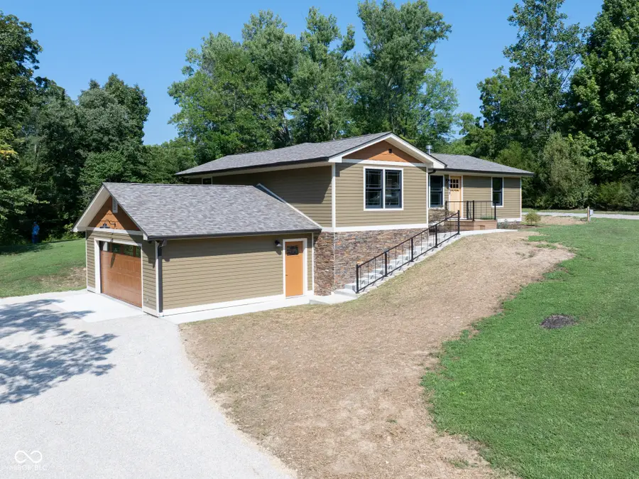 568 Mcgee Road, Nashville, IN 47448 - Image #3