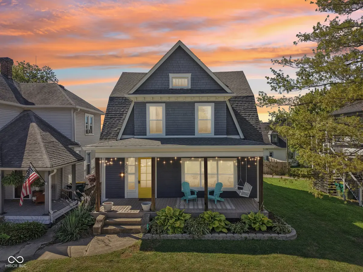 253 W Madison Street, Franklin, IN 46131 - #1