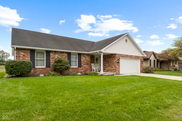 3847 Bonaventure Drive, Columbus, IN 47203
