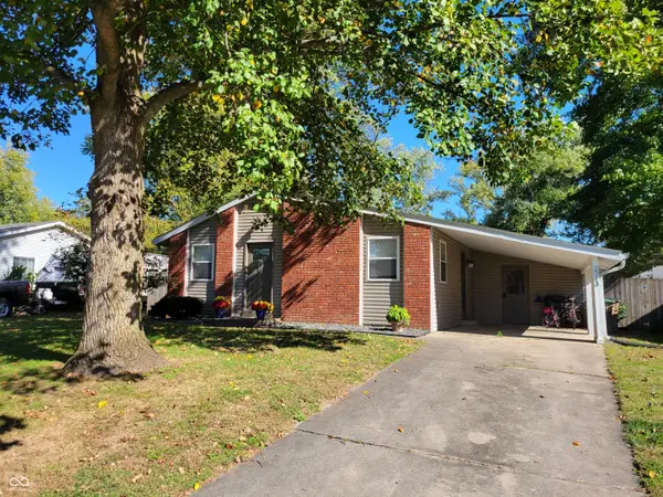 2213 Chandler Lane, Columbus, IN 47203