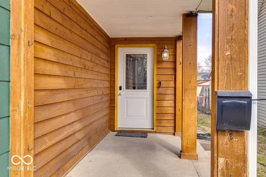 922 Iowa Street, Indianapolis, IN 46203 - Image #2