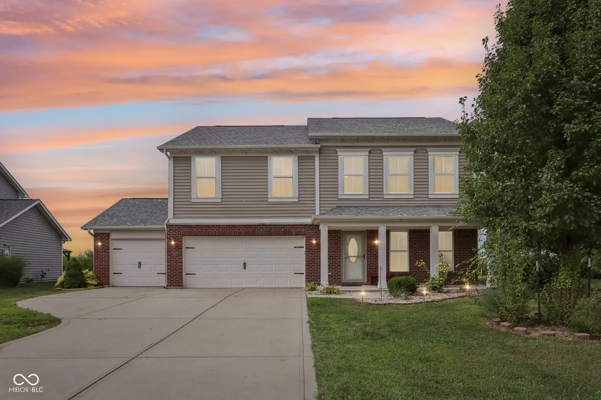 5680 W Woods Edge Drive, McCordsville, IN 46055 - Image #1