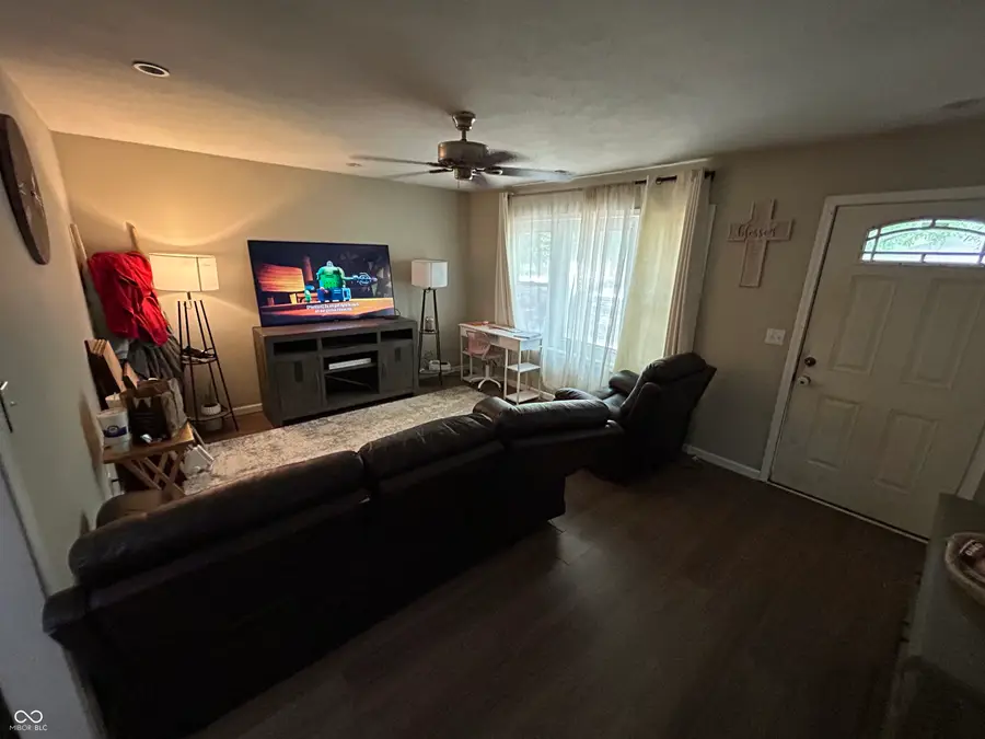 329 E Lincoln Street, Greentown, IN 46936 - #2