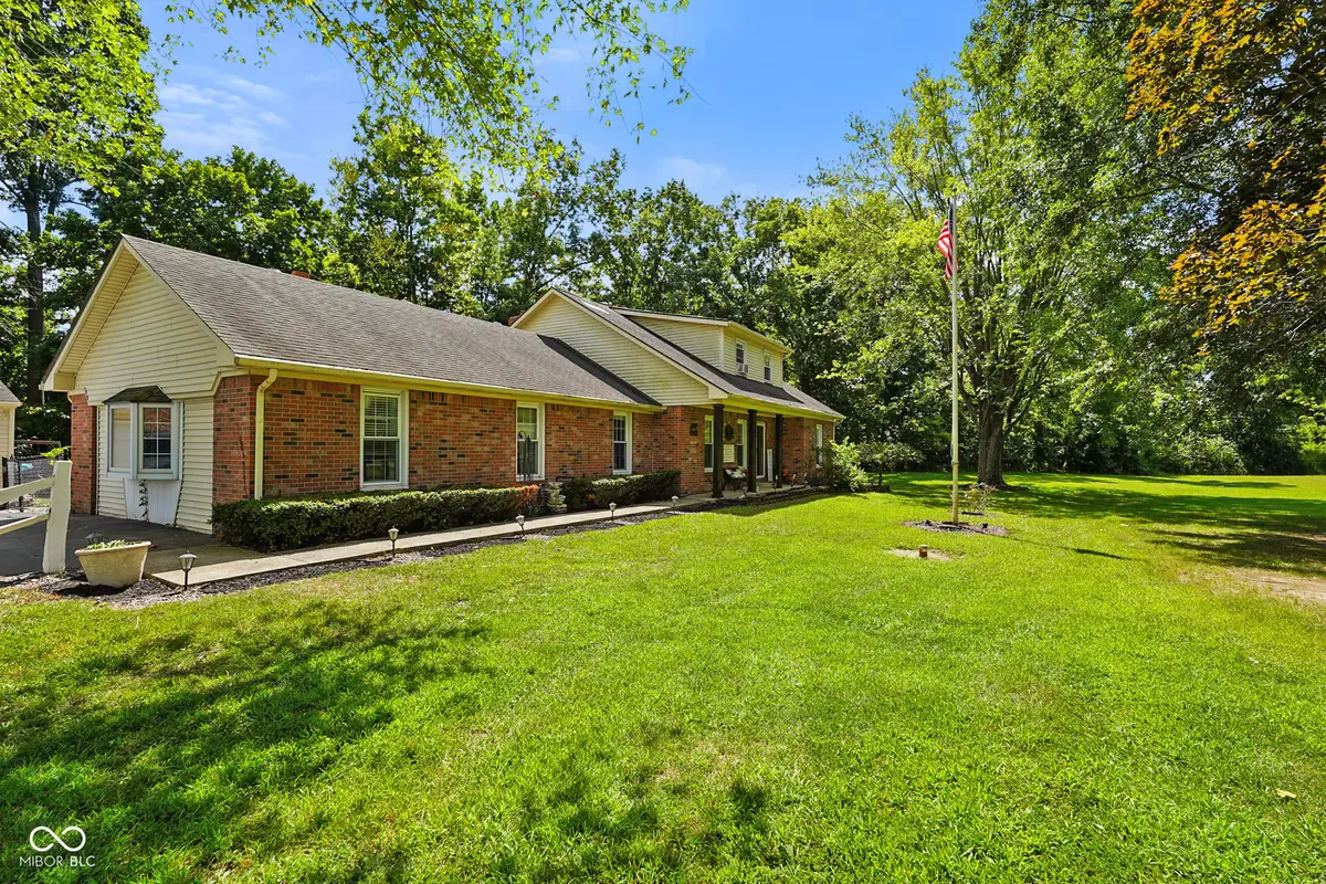 2195 N Avon Avenue, Avon, IN 46123 - Image #1