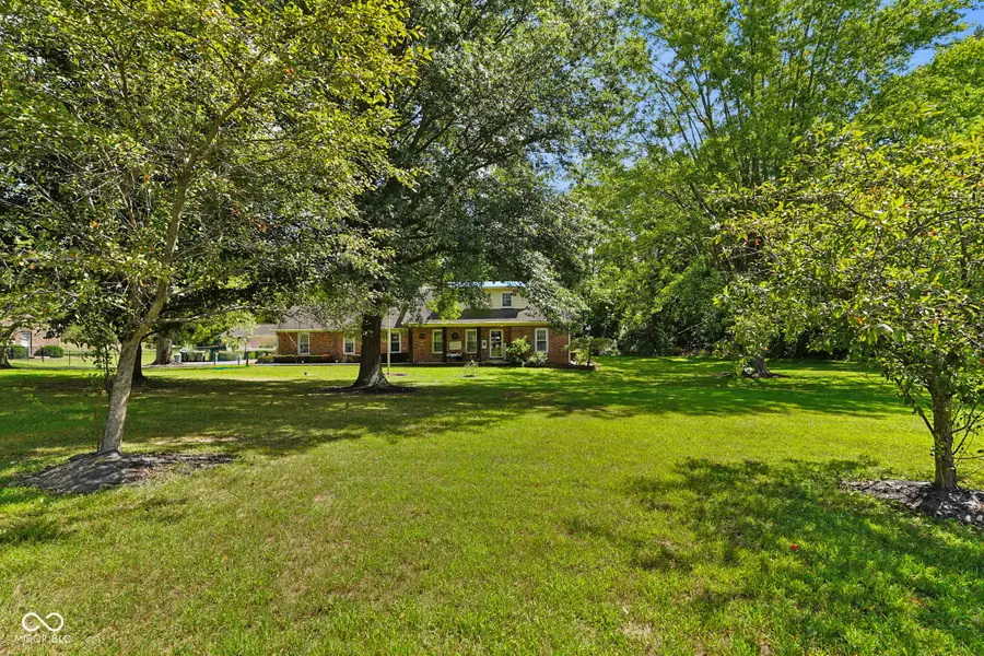 2195 N Avon Avenue, Avon, IN 46123 - Image #2