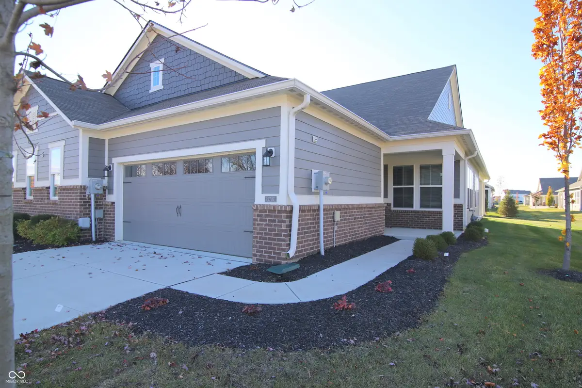 15707 Harvester Circle E, Noblesville, IN 46060 - Image #1