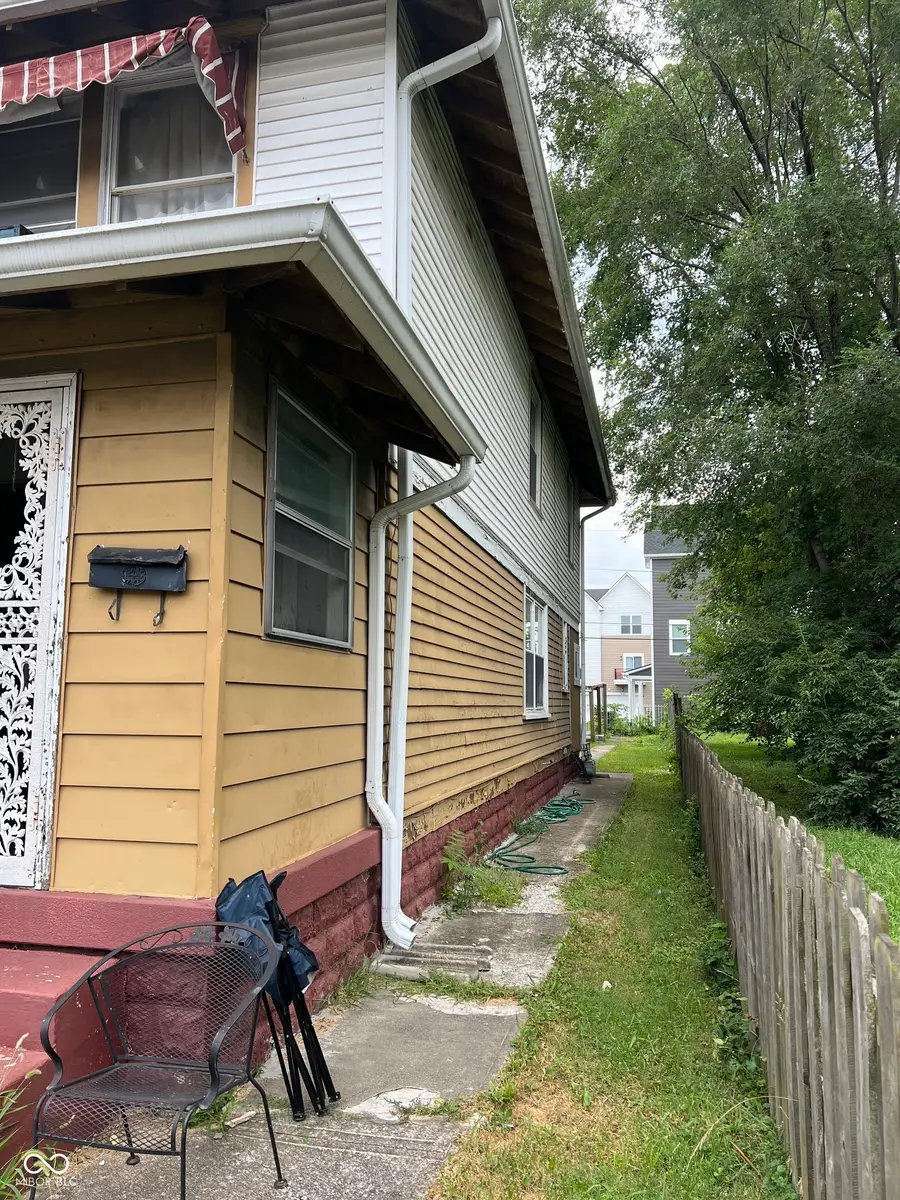 2413 Guilford Avenue, Indianapolis, IN 46205 - Image #3