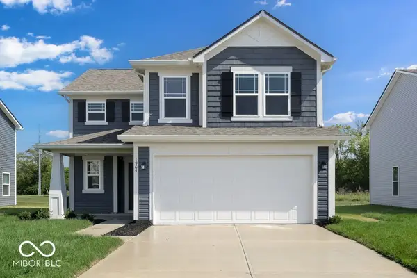 1964 Black Oak Drive, Shelbyville, IN 46176