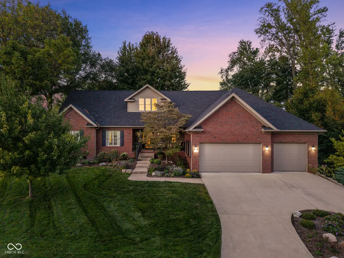 5665 Treeline Drive, Columbus, IN 47201 - Image #1