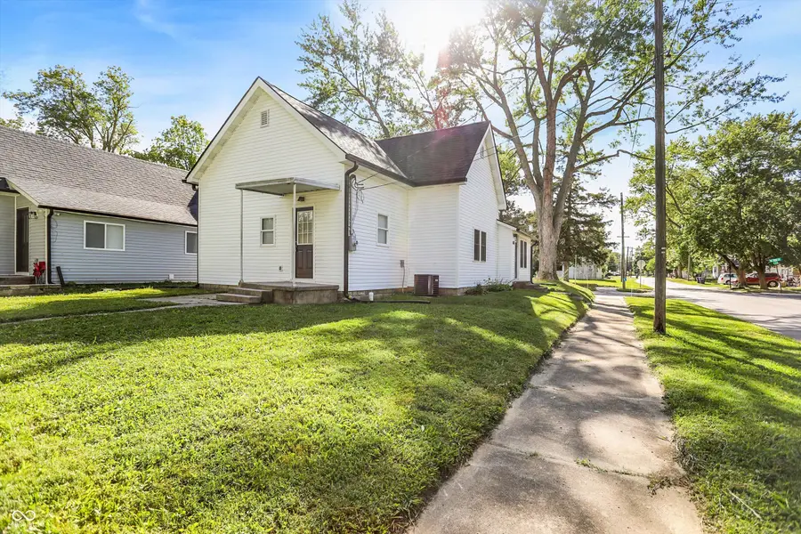 853 N 12th Street, Elwood, IN 46036 - Image #2