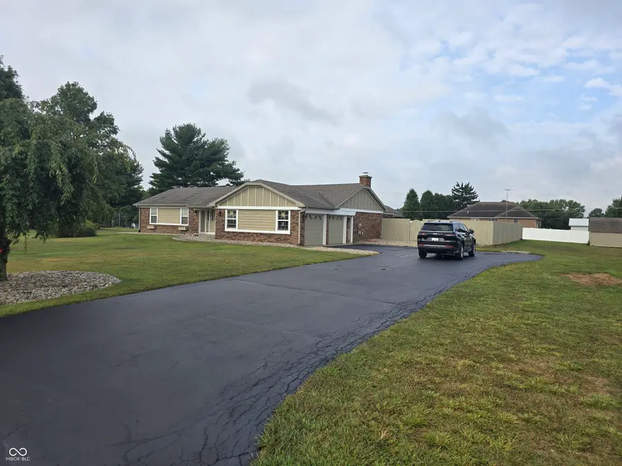 795 S Country Club Drive, Greensburg, IN 47240 - Image #2