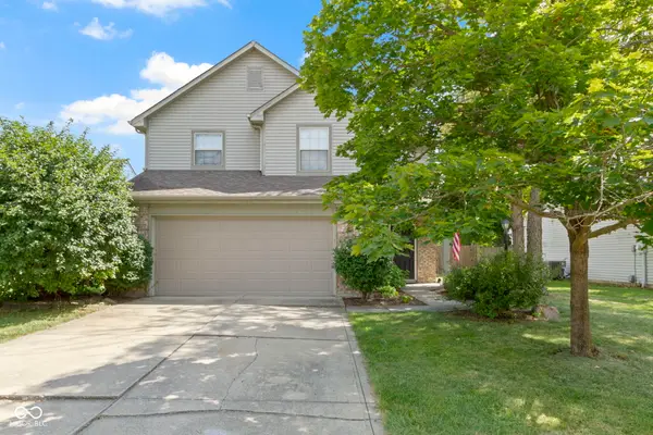 13853 Oak Grove Court, Fishers, IN 46038