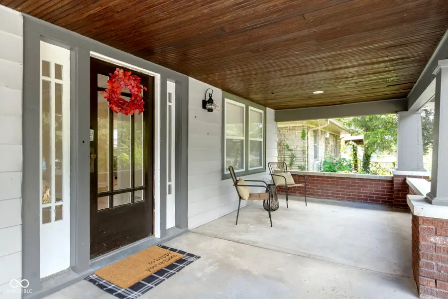 6039 Lowell Avenue, Indianapolis, IN 46219 - Image #2