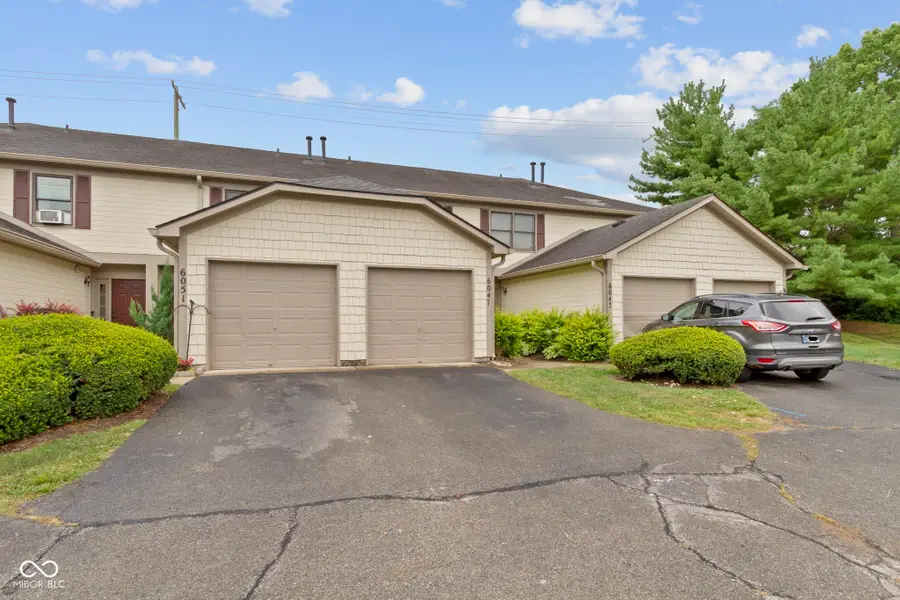 6047 Southbay Drive, Indianapolis, IN 46250 - Image #3