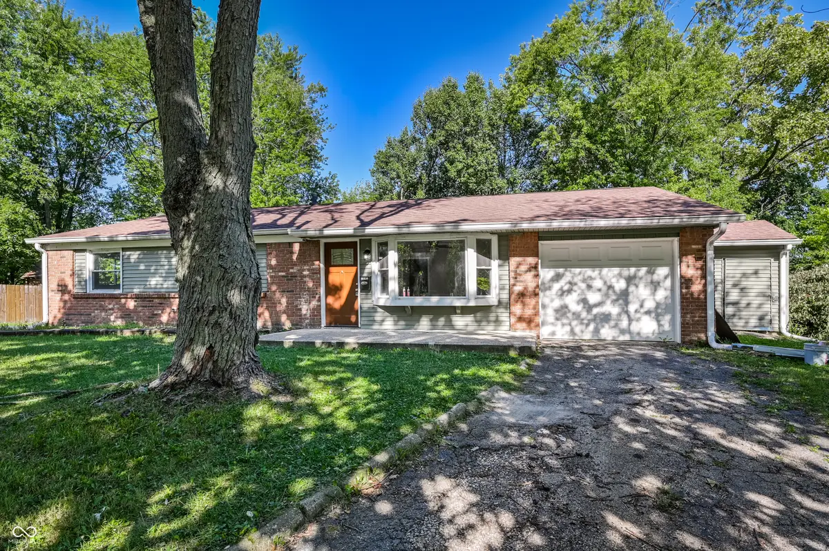 2046 Schwier Court, Indianapolis, IN 46229 - Image #1