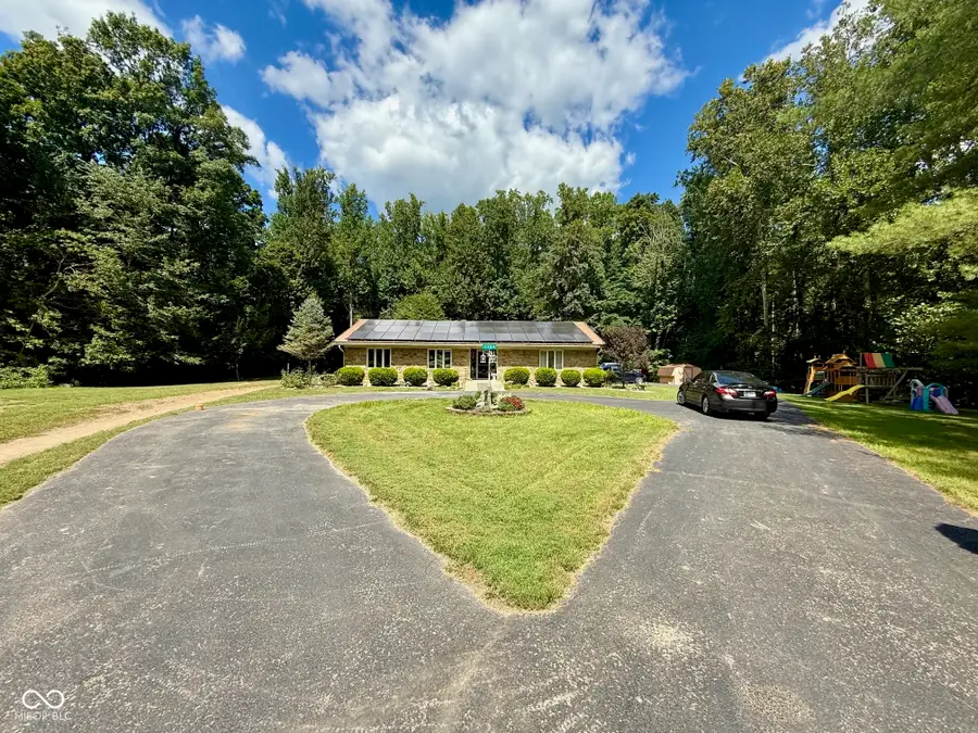 2500 S Edgewood Cove, Martinsville, IN 46151 - Image #3