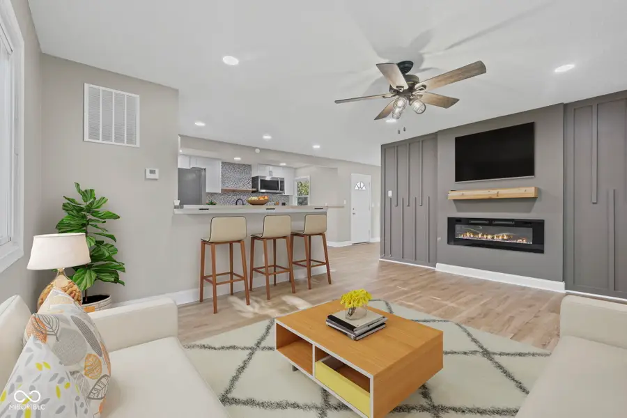 46 N 200 W, Greenfield, IN 46140 - Image #2