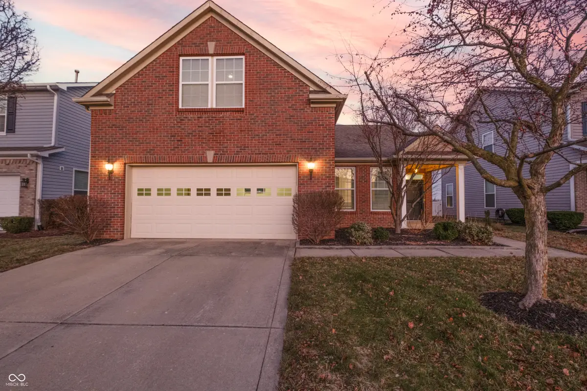 15504 Landsbrook Run E, Noblesville, IN 46060 - Image #1