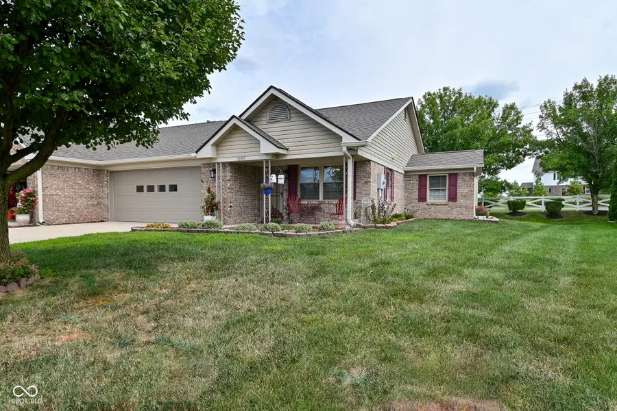 1645 Vidalia Court, Greenwood, IN 46143 - Image #2