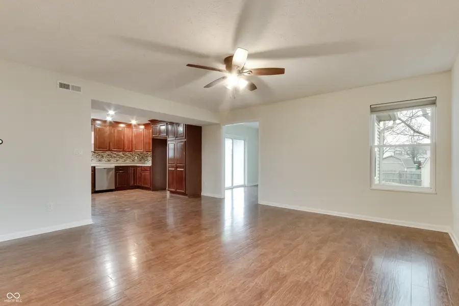 10194 Buell Drive, Avon, IN 46123 - Image #3