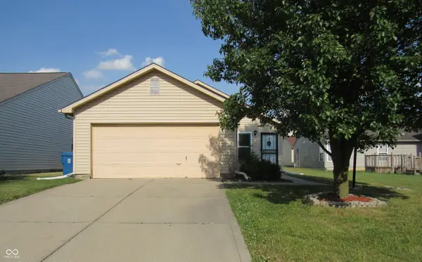3925 Roundwood Drive, Indianapolis, IN 46235