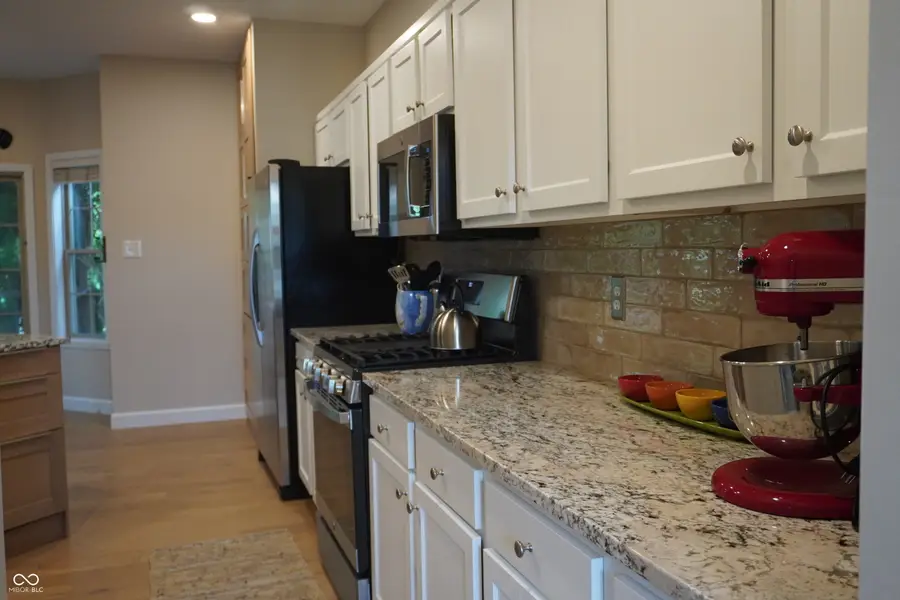 11287 Reflection Point Drive, Fishers, IN 46037 - Image #3