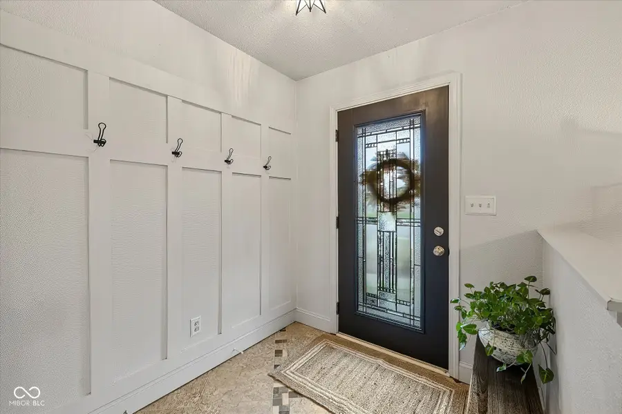 6527 Southern Ridge Drive, Indianapolis, IN 46237 - Image #2