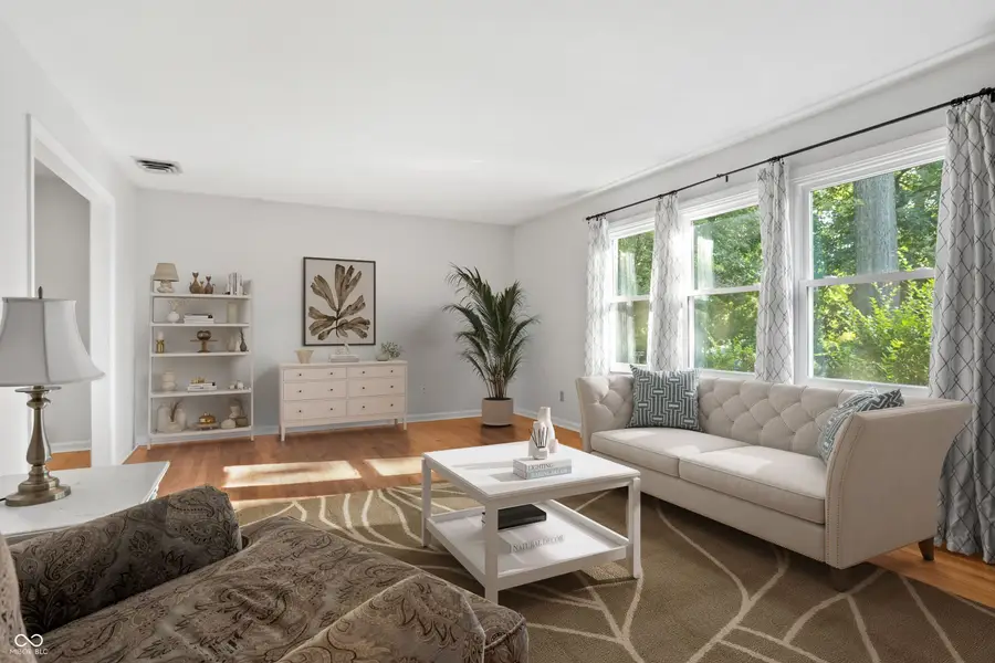 7364 Lesley Avenue, Indianapolis, IN 46250 - Image #3