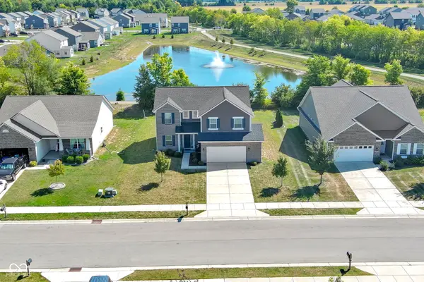 6361 N Cedarwood Drive, McCordsville, IN 46055