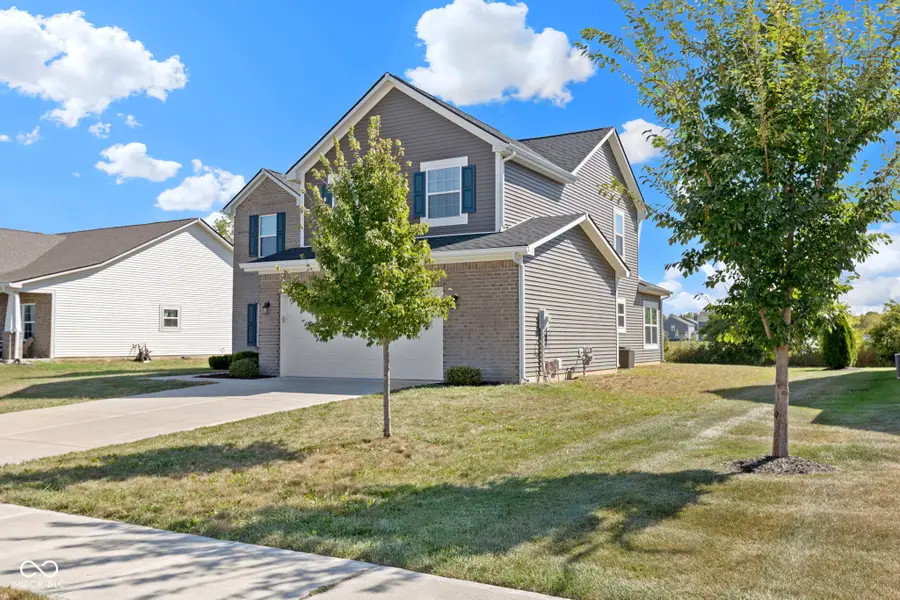 6361 N Cedarwood Drive, McCordsville, IN 46055 - Image #3
