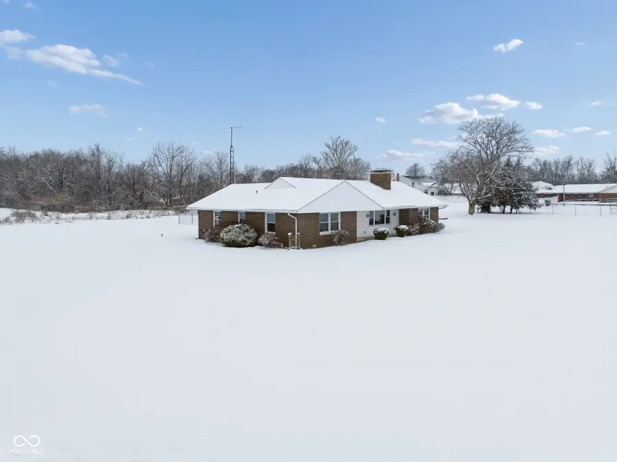 9221 N Knightsville Crawford Street, Brazil, IN 47834 - Image #3