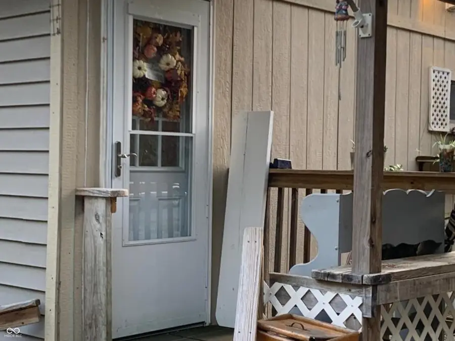 756 Tudor Place, North Vernon, IN 47265 - Image #2