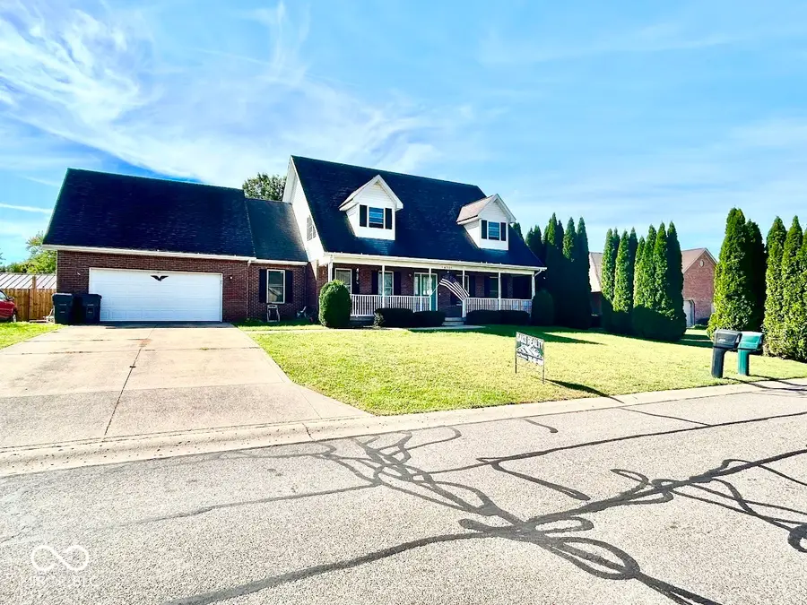 14201 W Katriene Drive, Daleville, IN 47334 - Image #2