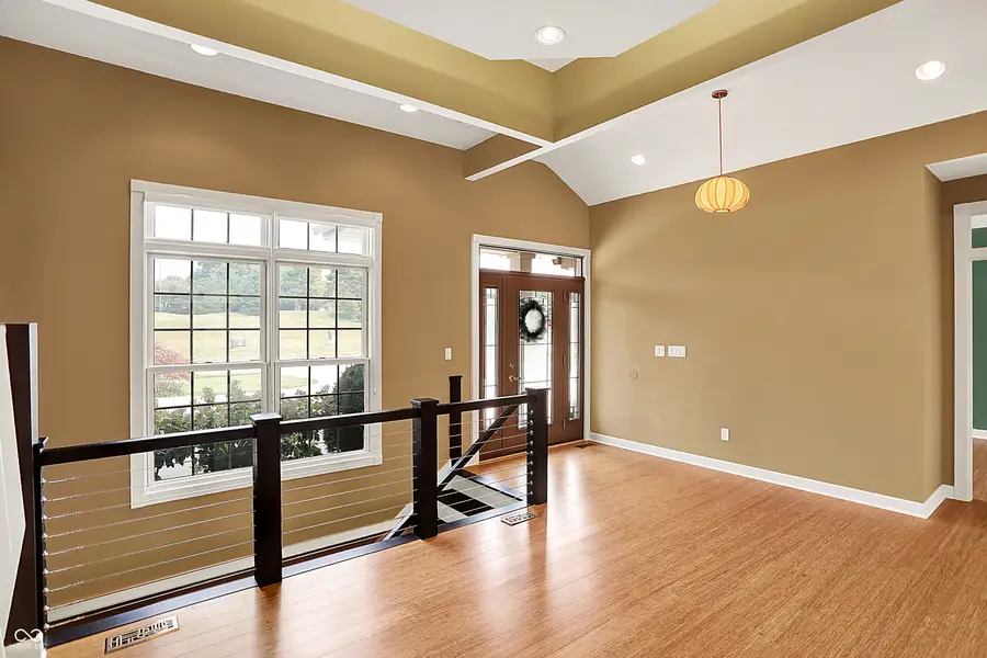 6109 Horizon Drive, Columbus, IN 47201 - Image #3