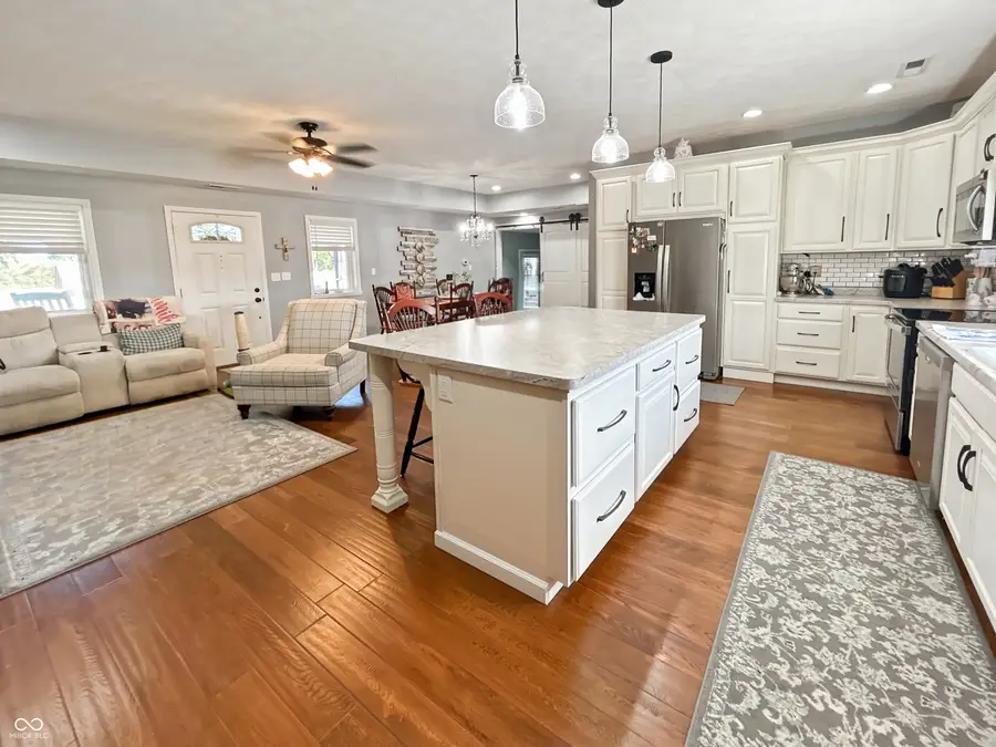 7158 New Harmony Road, Martinsville, IN 46151 - Image #2