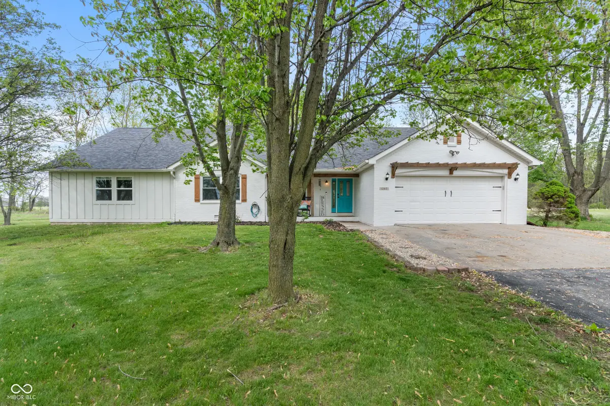 1285 S 1100 E, Zionsville, IN 46077 - Image #1