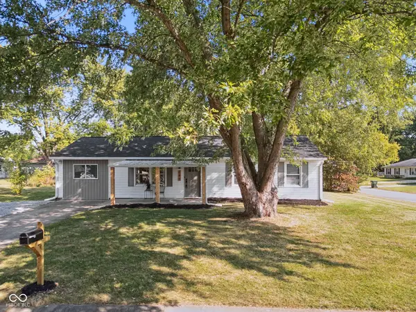 146 Hitchcock Drive, Hope, IN 47246