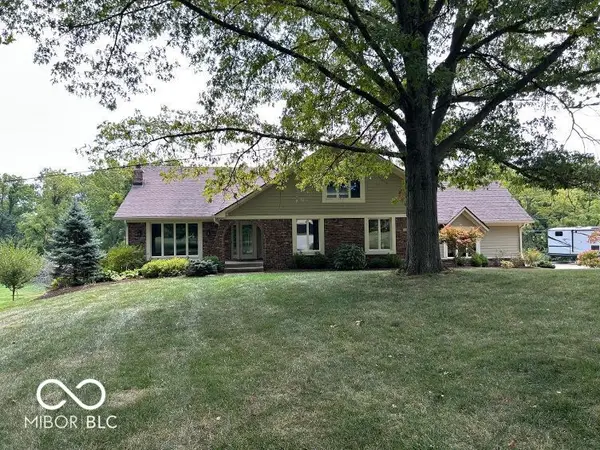3693 Woodland Streams Drive, Greenwood, IN 46143