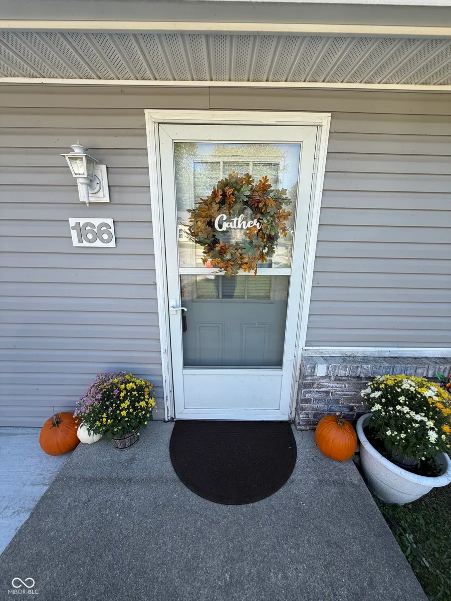 166 Hitchcock Court S, Hope, IN 47246 - Image #3