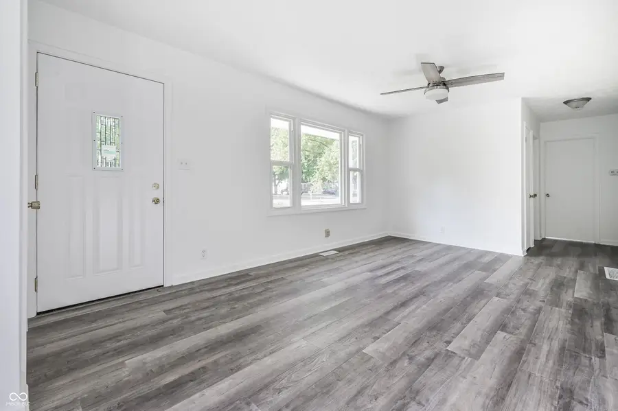 2002 Mayfair Drive, Indianapolis, IN 46260 - Image #3