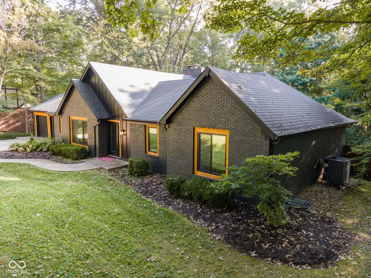 6093 Tremont Boulevard, Bargersville, IN 46106 - Image #1