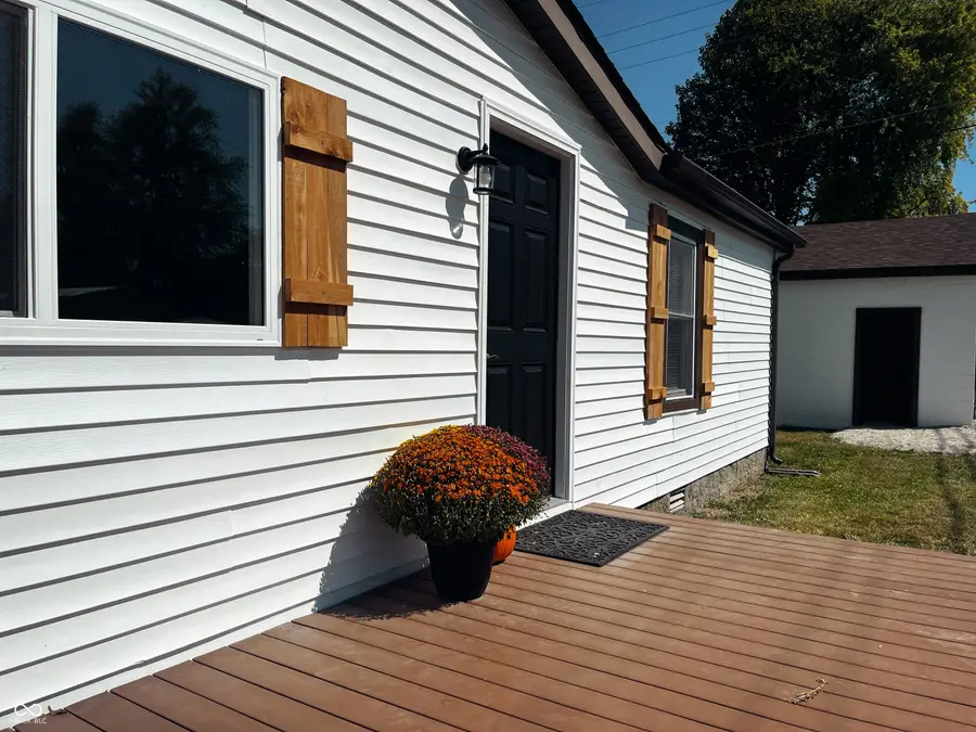 205 Walnut Street, Hope, IN 47246 - Image #3