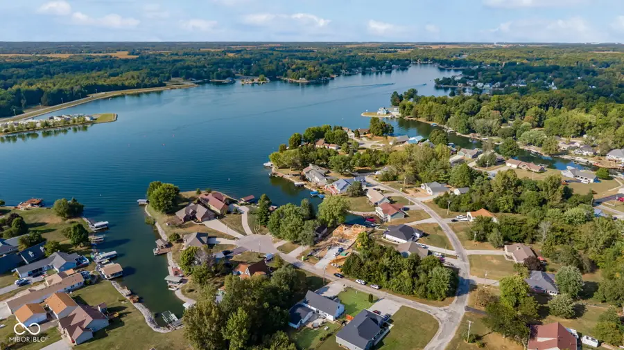 202 Patriots Landing, Fillmore, IN 46128 - Image #2