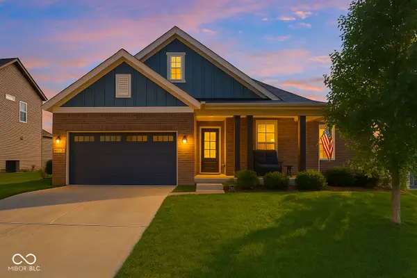 6533 Treeline Lane, McCordsville, IN 46055