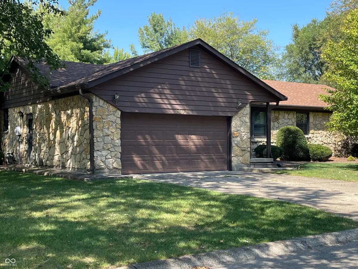 2309 Premier Street, Shelbyville, IN 46176 - #1