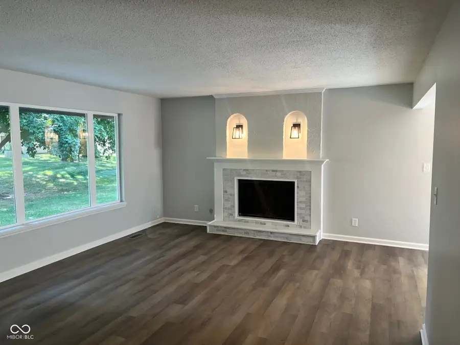 8353 Paso Del Norte Court, Indianapolis, IN 46227 - Image #3